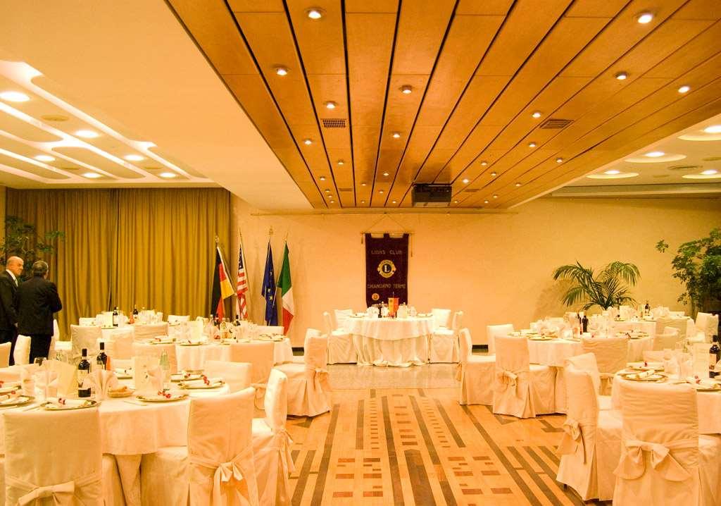 Grand Hotel Ambasciatori Wellness & Spa キアンチャーノ・テルメ レストラン 写真